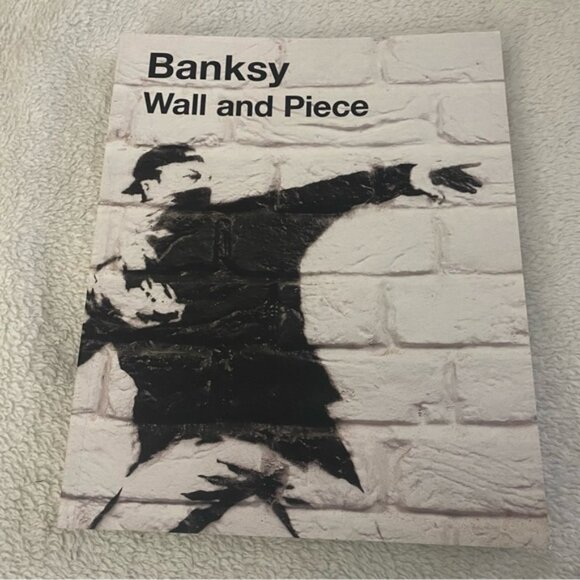 Banksy Wall and Piece trade paperback 2006 art book - Picture 1 of 5